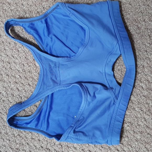 H&M Athletic Racerback Bra - Picture 4 of 4